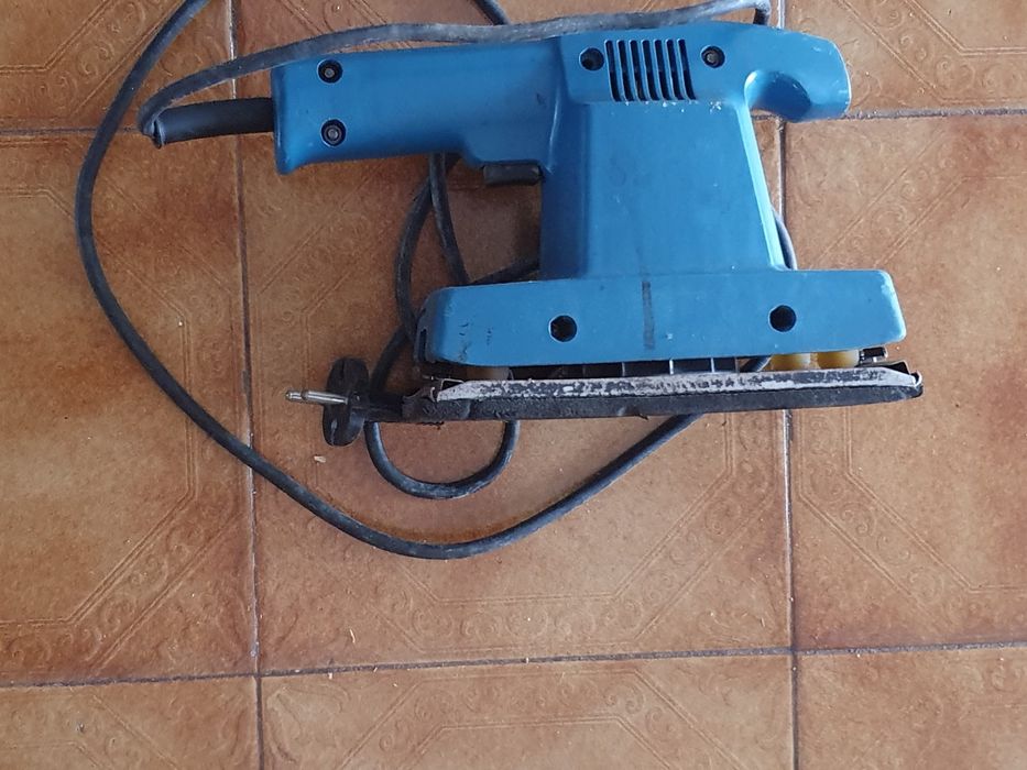 Lixadora Usada mas em Bom Estado