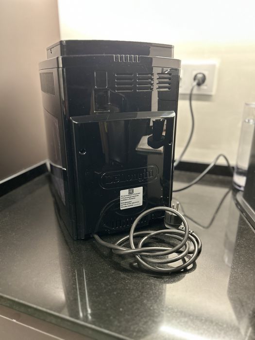 Máquina de Café De’Longhi Magnifica S