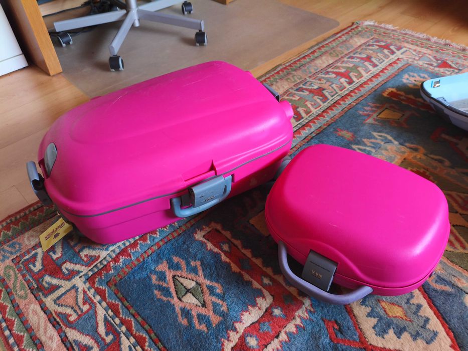 mala de viagem e necessaire marca benetton
