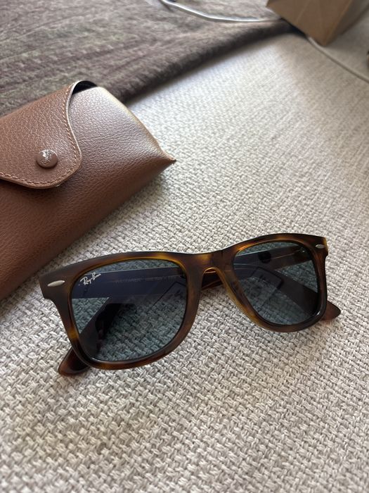 Ray Ban Wayfarer (Castanho tartaruga c/ lente azul clara)