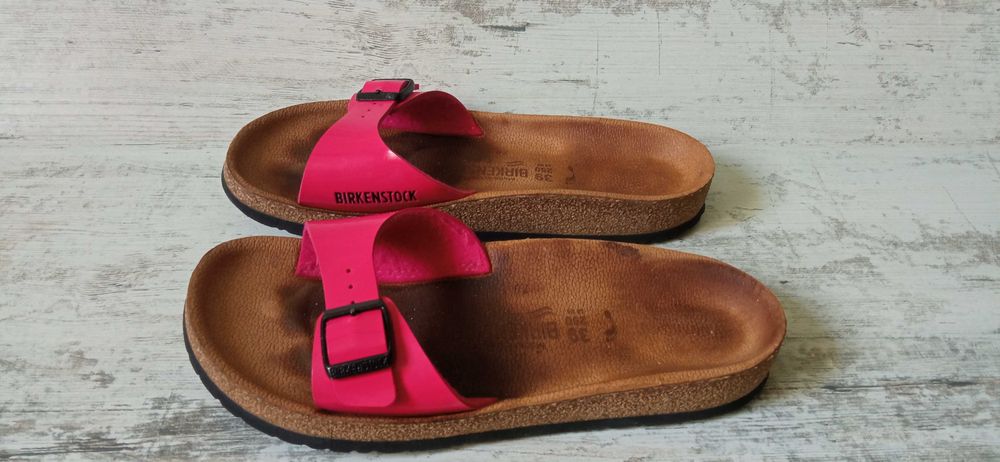 Сандалі Birkenstock Madrid.
