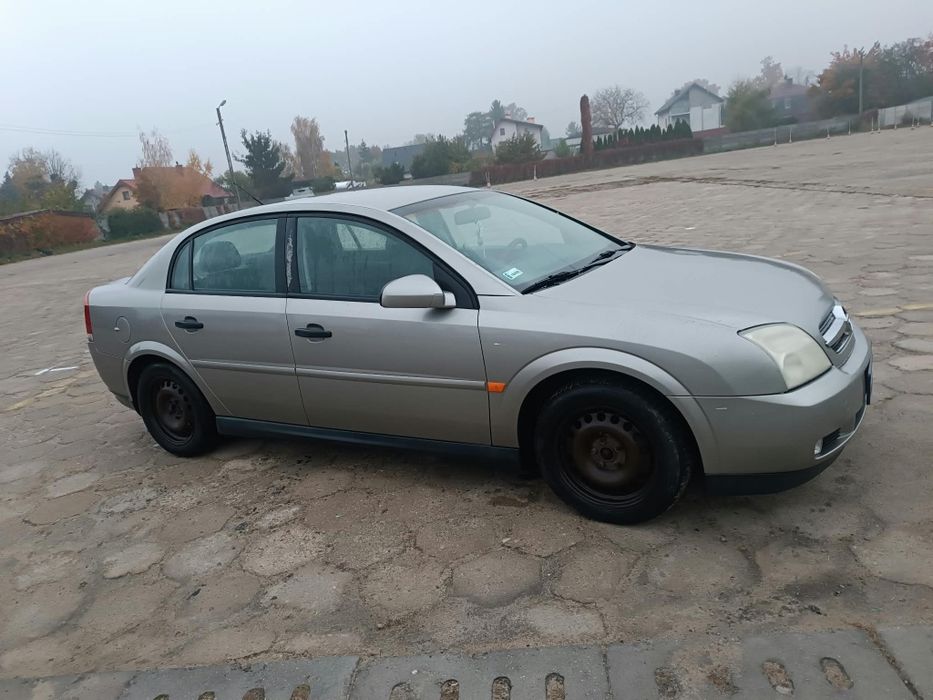 Opel Vectra C uszkodzony