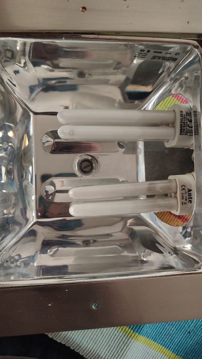 Luminária quadrada halógeno