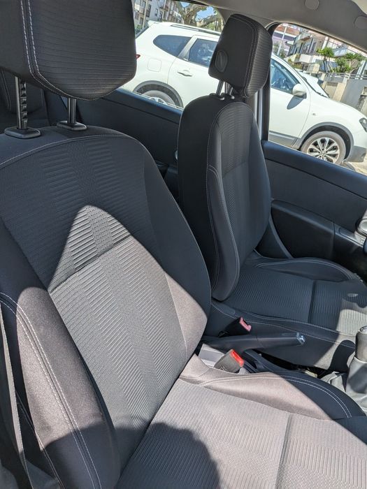 Renault Clio - poucos km