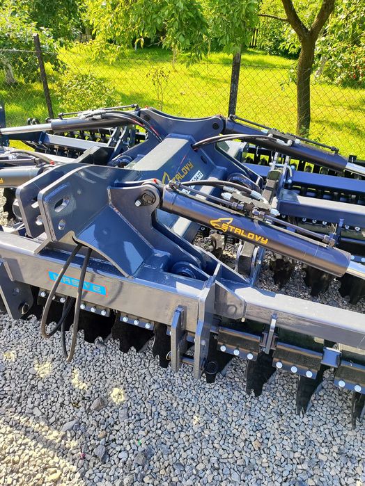 Hydrauliczna brona talerzowa hydraulicznie składana talerzówka 4 4,5 5