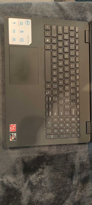 Laptop Dell Inspiron 15 3000