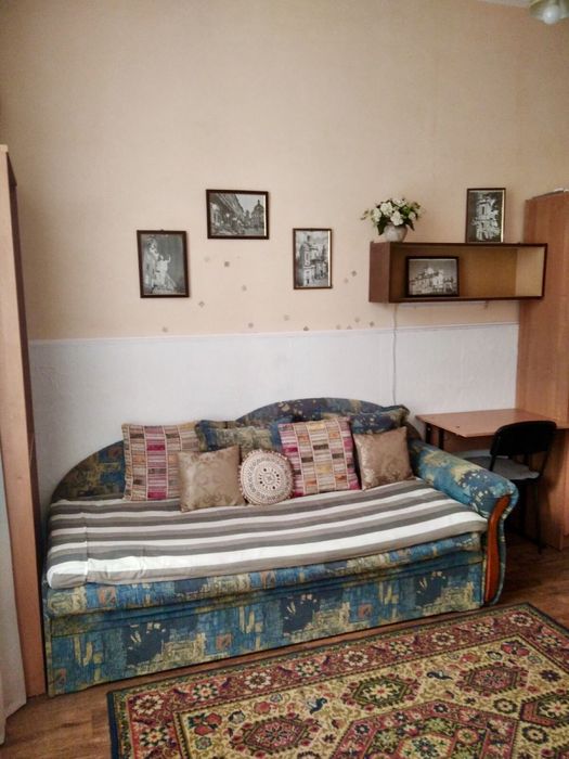 квартира центр Львова  погодинно подобово потижнево(2+1)