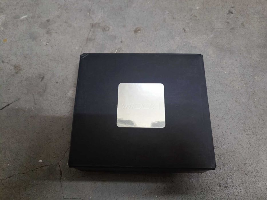 Pedais Tioga Monoblock - novos - rosca 9/16 - 120 euros