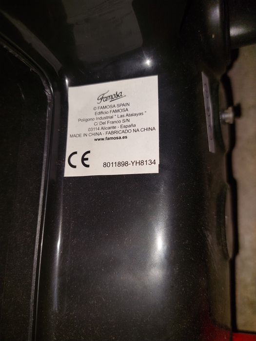 Mota infantil elétrica (a bateria)