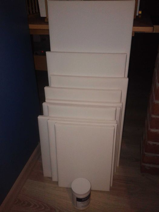 Podobrazia malarskie - ZESTAW-10 sztuk + LEFRANC - 140 zł