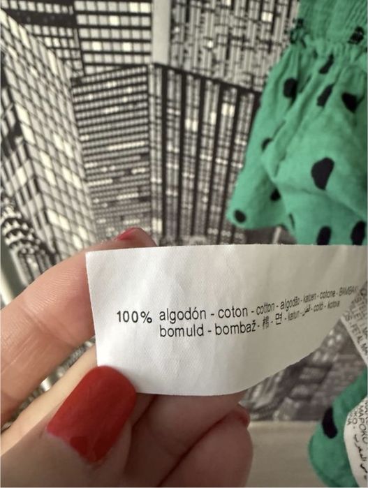 Жіночій костюм Zara зелений костюм в горох зі спідницею і топом Zara