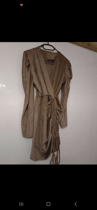 Sukienka wiązana welurowa