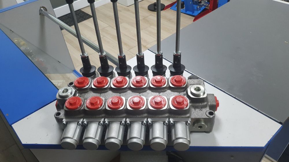 гідророзподільник розподільник гідравліка ремонт