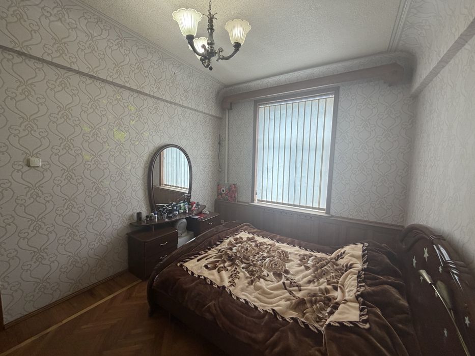 Продам 2х.комнт.квартру на ул.Пастера. Центр.