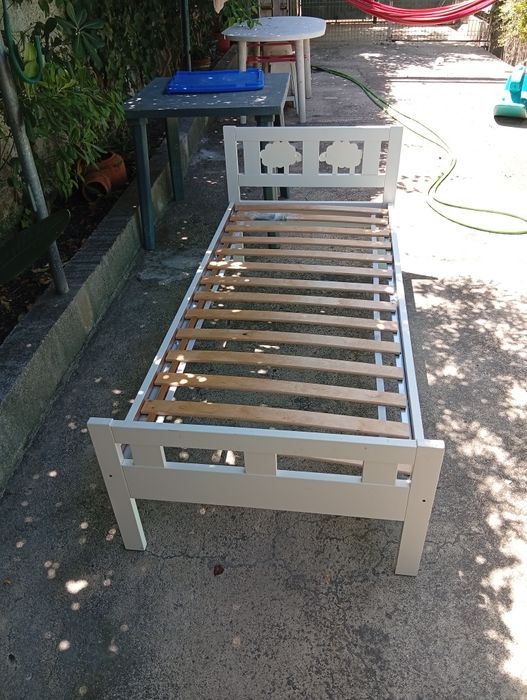 Cama de solteiro criança