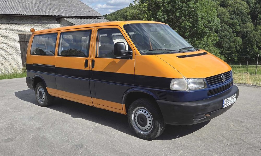 Volkswagen Caravelle T4 LONG LIFT 9 osobowy 1,9 TD NISKI PRZEBIEG 99.863 km Transporter