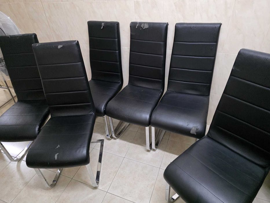 Conjunto de 6 cadeiras pretas