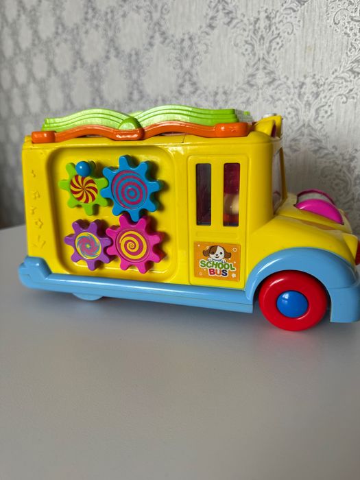 Автобус дитяча іграшка