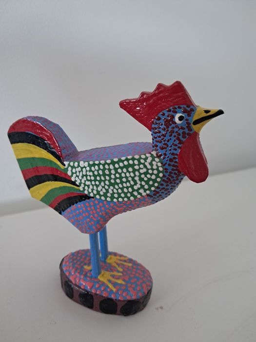 Kogut drewniany malowany w kropki rzeźba ludowa