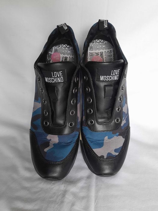 Sprzedam buty damskie LOVE MOSCHINO Women's Blue Camouflage Print