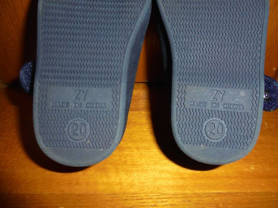 sapatos de menina cor azul lindos