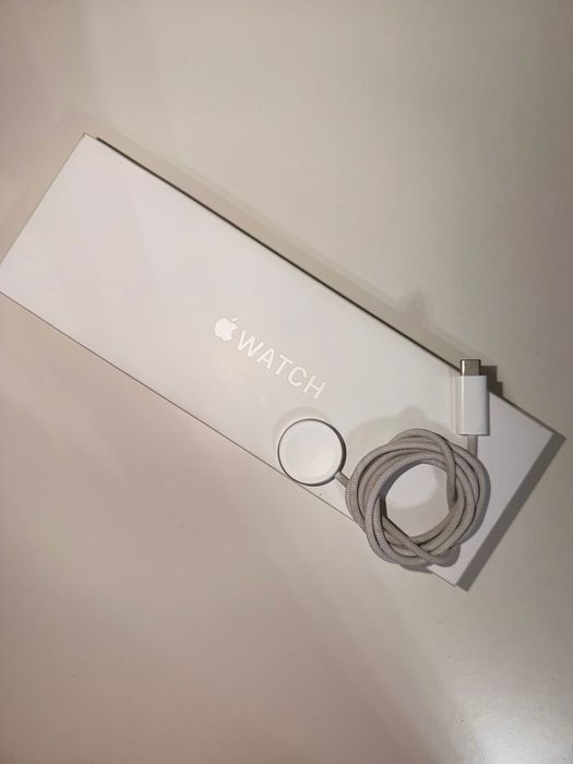 Apple Watch Series 10 GPS 46mm - Preto - 98% bateria -  Caixa