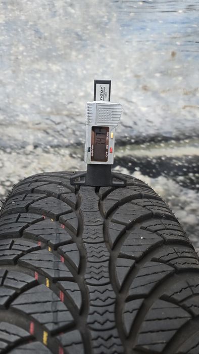 S22 2 x 195/65r15 Fulda Kristall Montero 3 91T opony zimowe używane