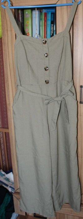 Komplet nowych, prześlicznych i modnych kombinezonów na lato (r. M)