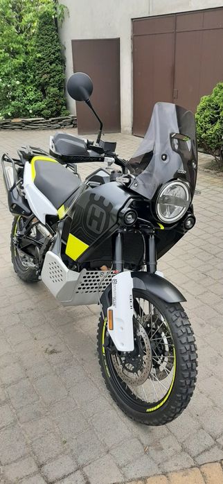 Husqvarna norden 901 ktm 890