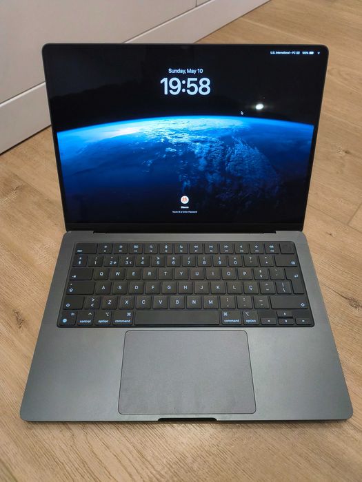 Macbook Pro 14" M4 16GB