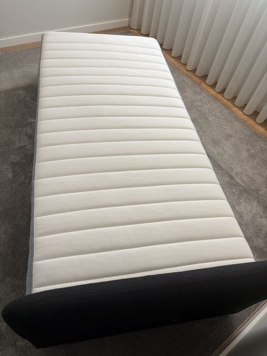 Cama de solteiro SLATTUM com colchão VALEVÅG