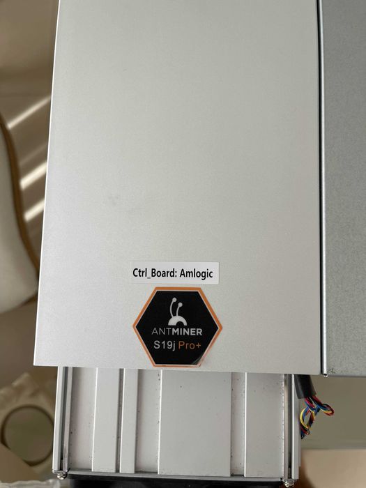 Antminer S19jPro+ 120TH64283785773825121