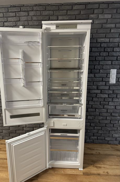 Lodówka Whirlpool WHC20 T593 P pod zabudowe