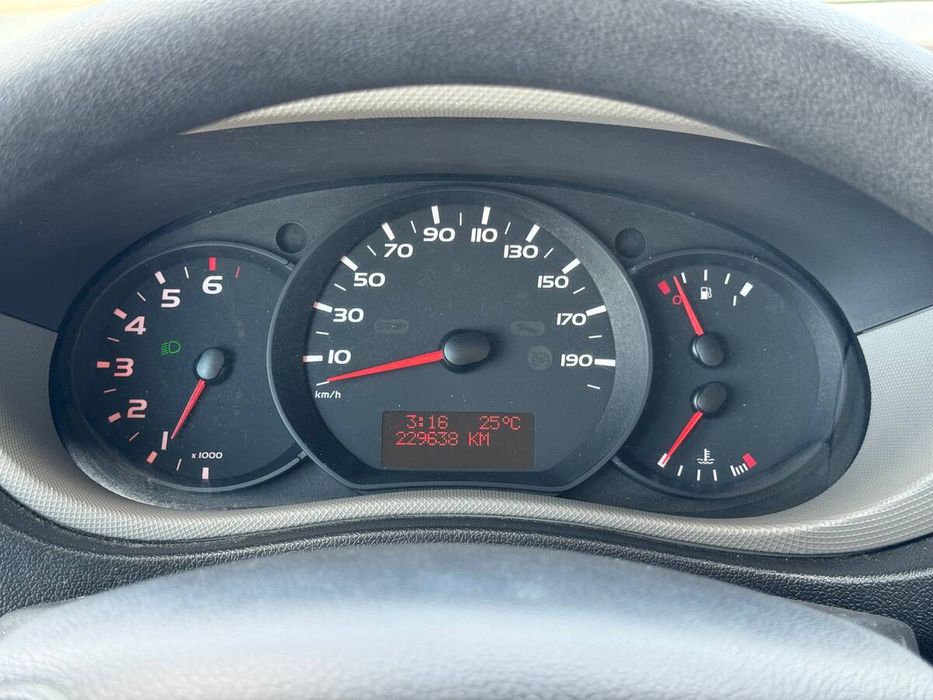 Nissan NV400 2015 freshauto
