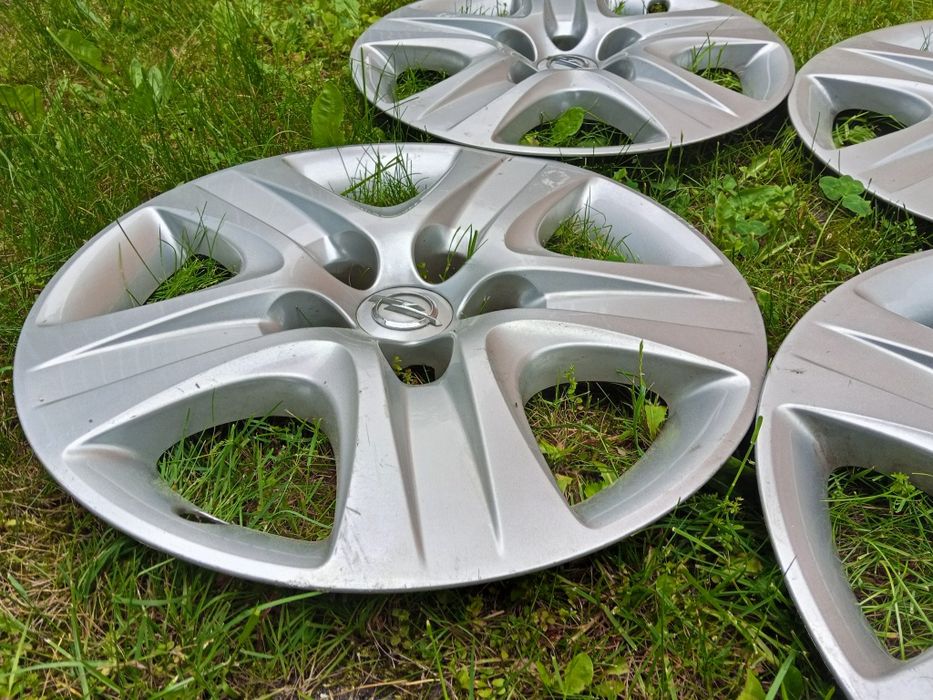 Sprzedam kołpaki strukturalne opel Insignia
