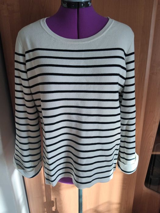 Marynarski sweter
