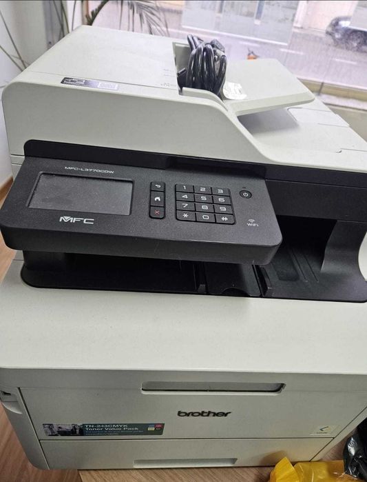 impressora multifunções Brother usada com toners novos