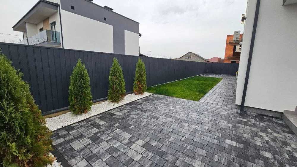 Газифікований дуплекс на тихій затишній вулиці