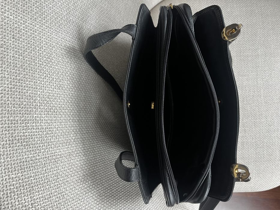 Sprzedam czarną torebkę