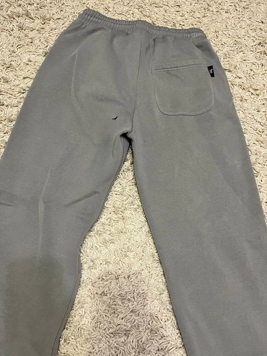 Сірі спортивні штани теплі