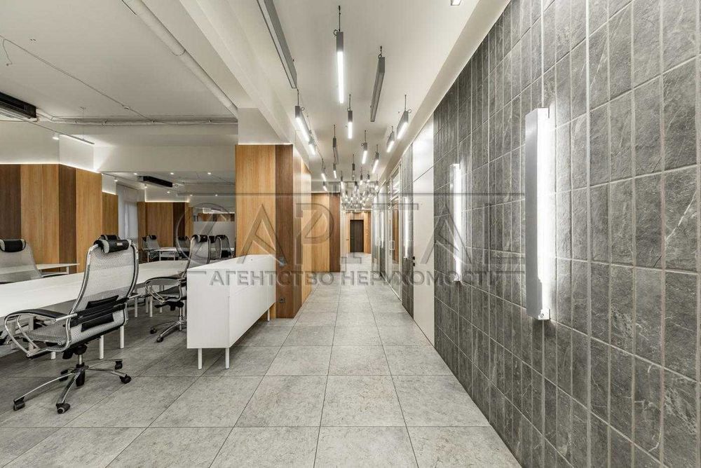 Оренда автономного офісу  250 м² у ЖК A52  вул. Січових Стрільців 44-А
