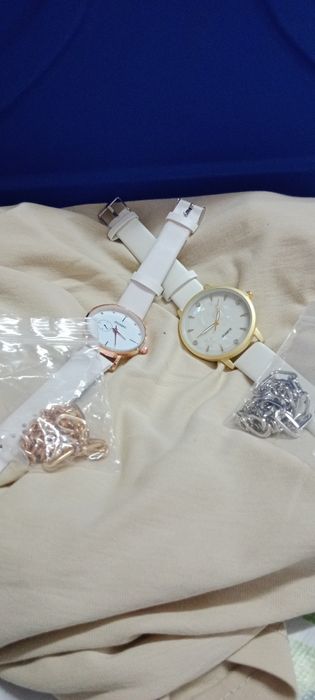 Vendo conjunto 2 relógios