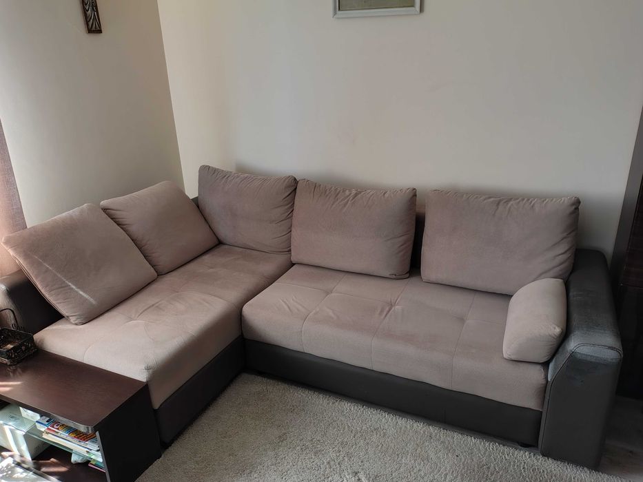 Sofa narożna w kształcie litery L