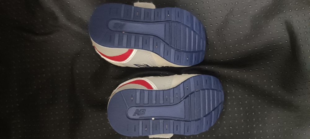 Adidasy New Balance rozm. 20,5