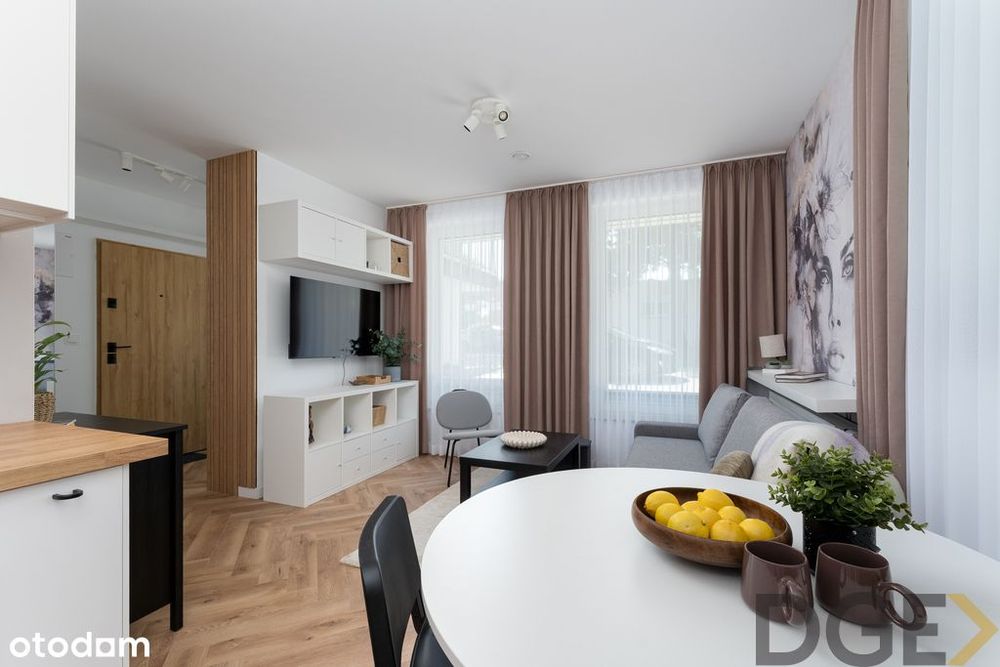 Jasne Studio | Zielona okolica | Pierwszy lokator