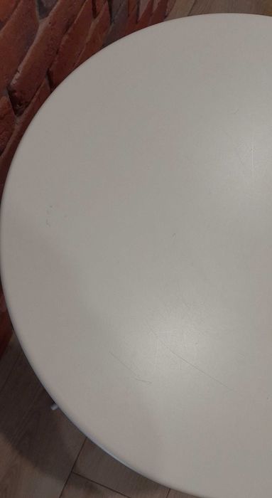 Stolik okrągły metalowy ikea
