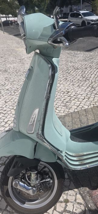 Vespa  Primavera 125cc euro5+ acidentada