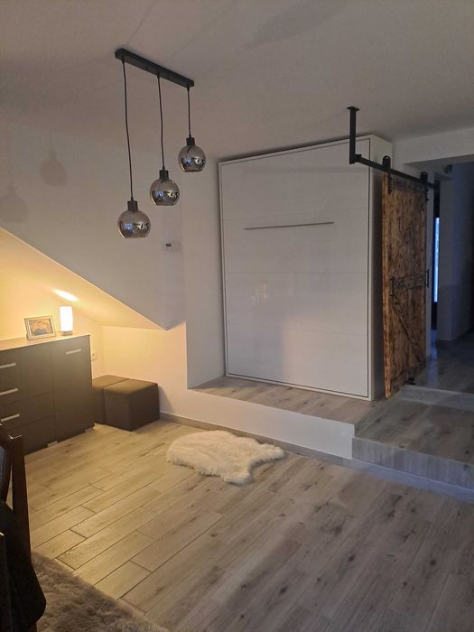 Łózko chowane w szafie