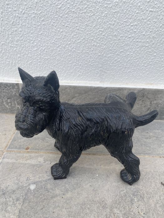 Batente Porta Scottie em ferro fundido antigo