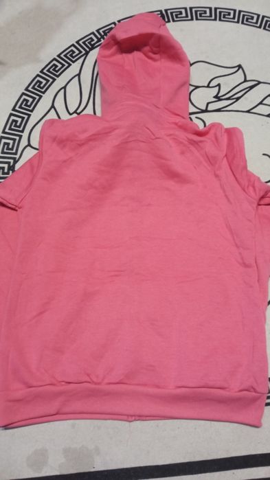 Bluza sportowa na sprzedaż